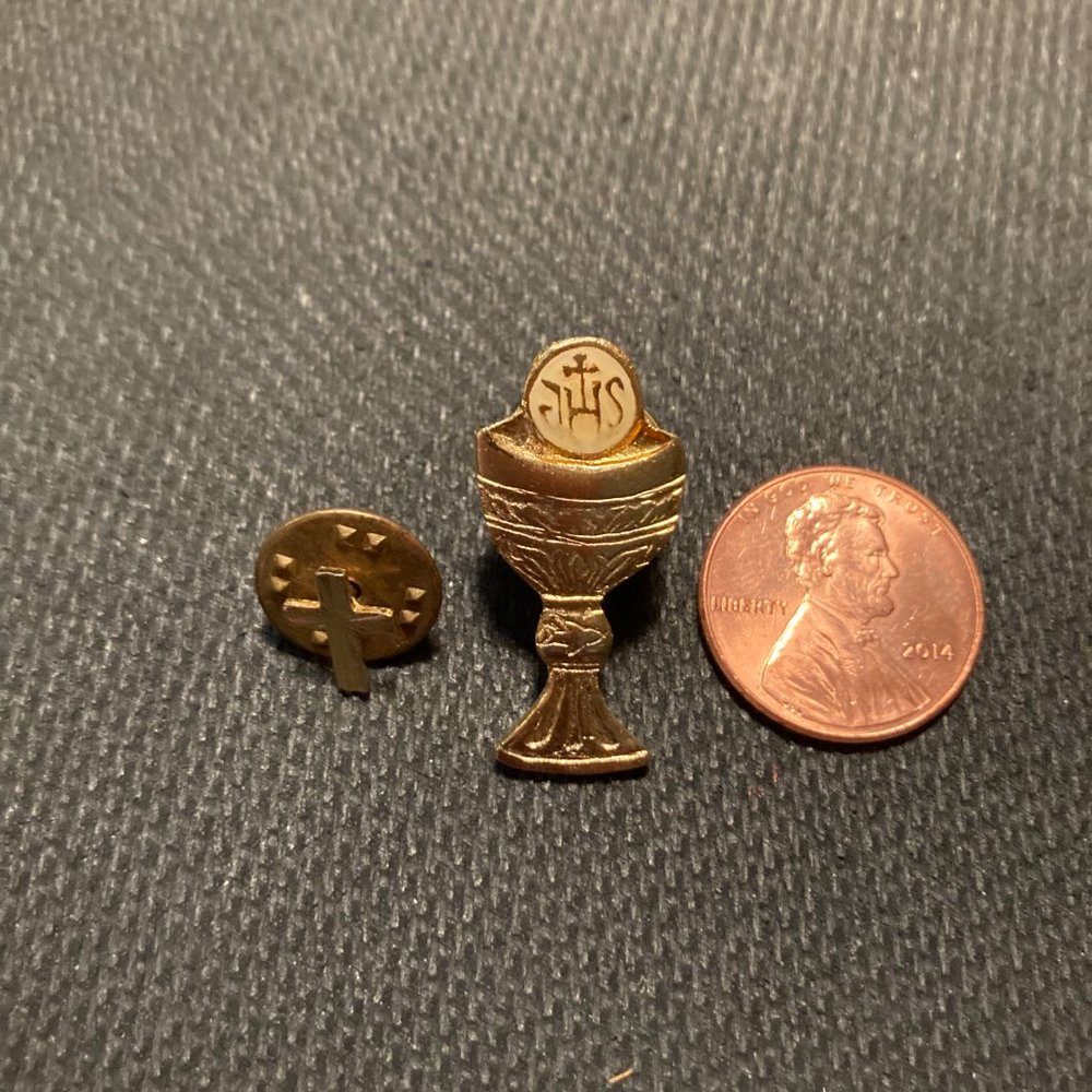 Holy Communion Lapel Pins Chalice Cross Vintage - Picture 12 of 14